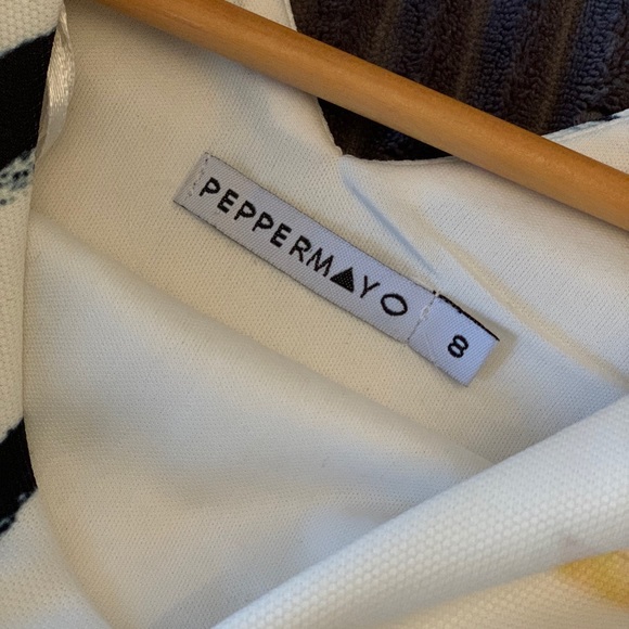 Longsleeve White Designed Dress - Picture 2 of 4